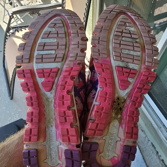 Size 9 Womens - Asics Gel Quantum 360 Flash Pink Glow.